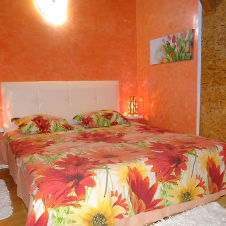 Orange Flower Apartments Szófia Szoba fotó